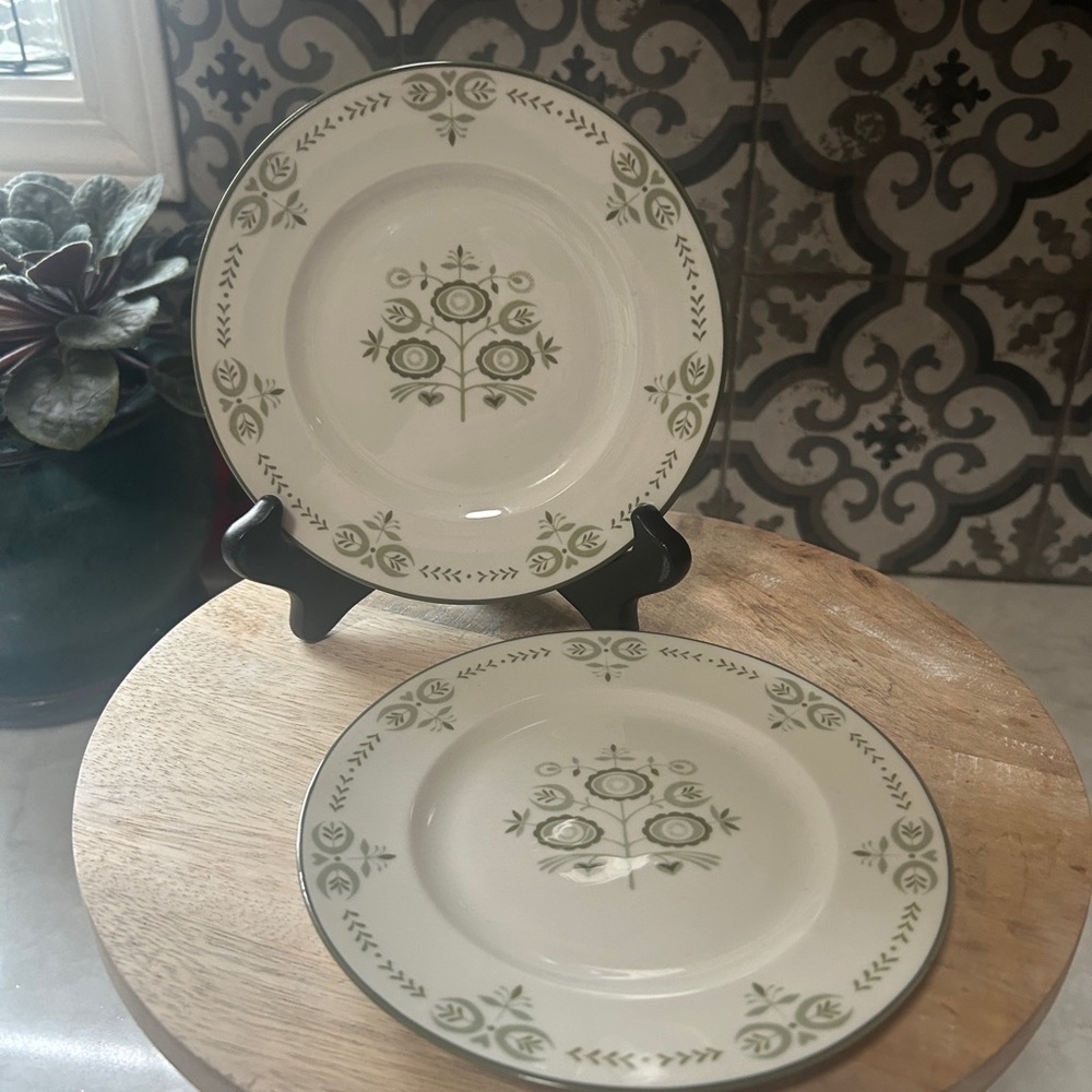 Vintage 1960s Set of 2 Franciscan Fine China Discovery Heritage Salad Plates